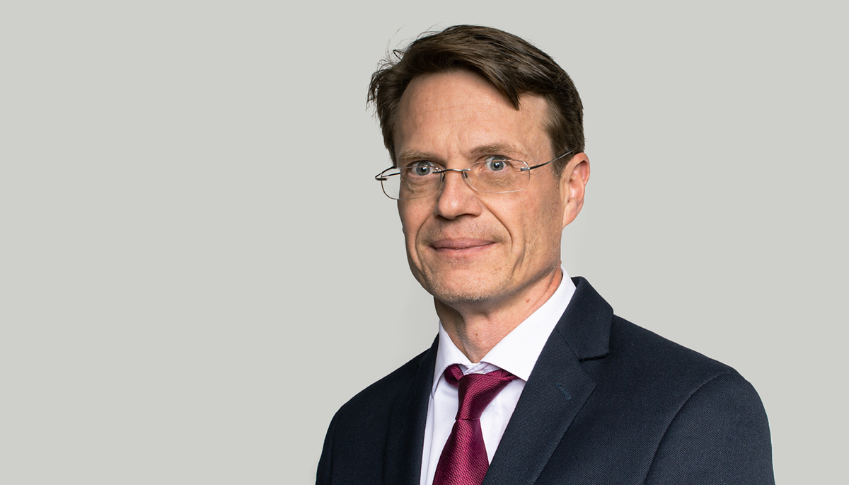 Christian Bremser Nau, CFO/Director Finance & Controlling, DextraData GmbH